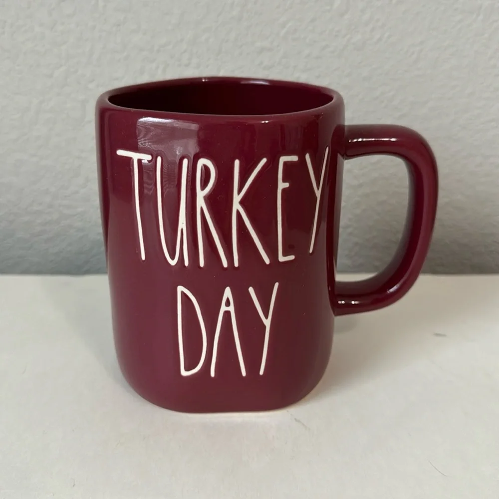 Rae‎ Dunn Turkey Day Mug